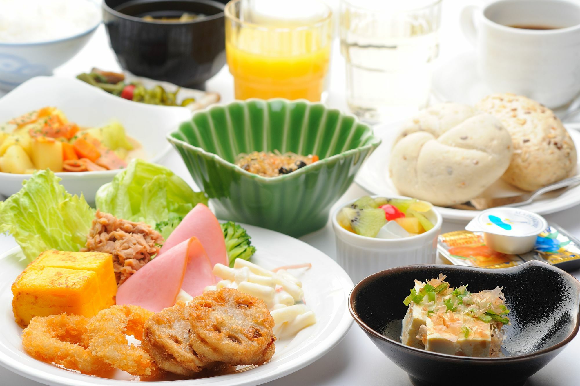 Hotel Route-Inn Shiojirikita Inter Екстер'єр фото